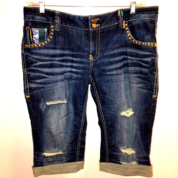 Coogi capris Jeans - Picture 2 of 16